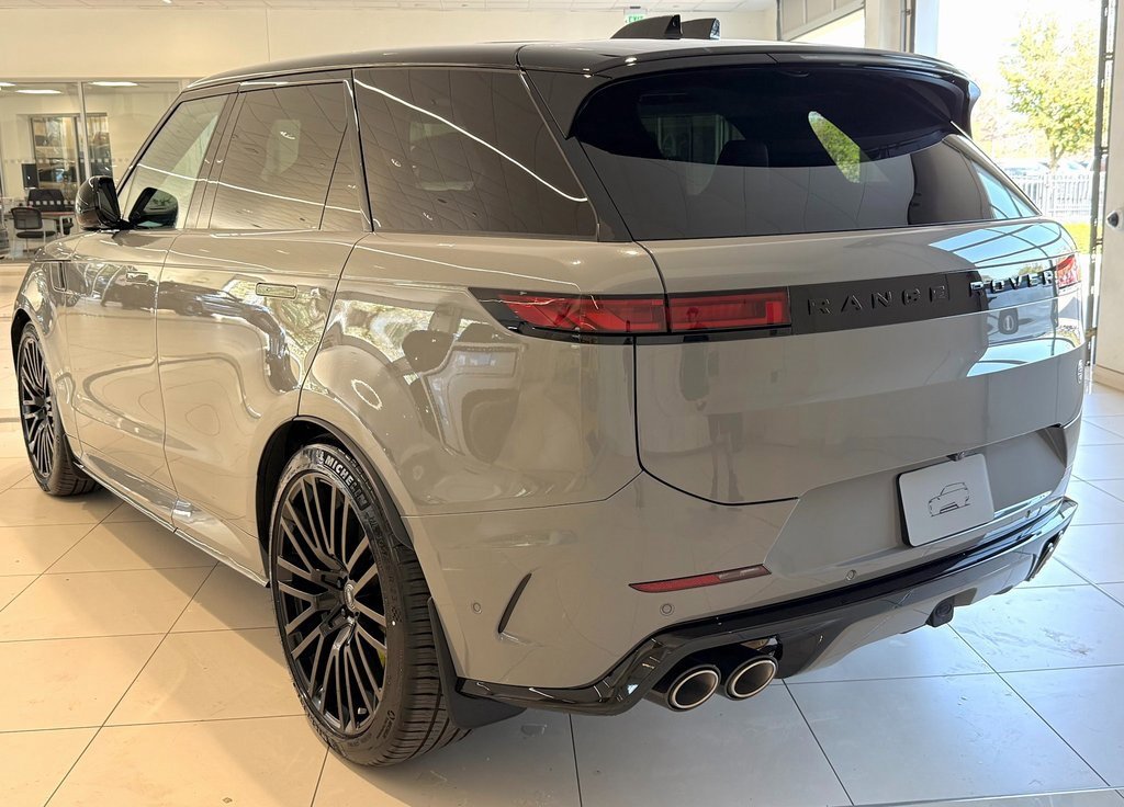 New 2025 Land Rover Range Rover Sport SV Edition Two image 5