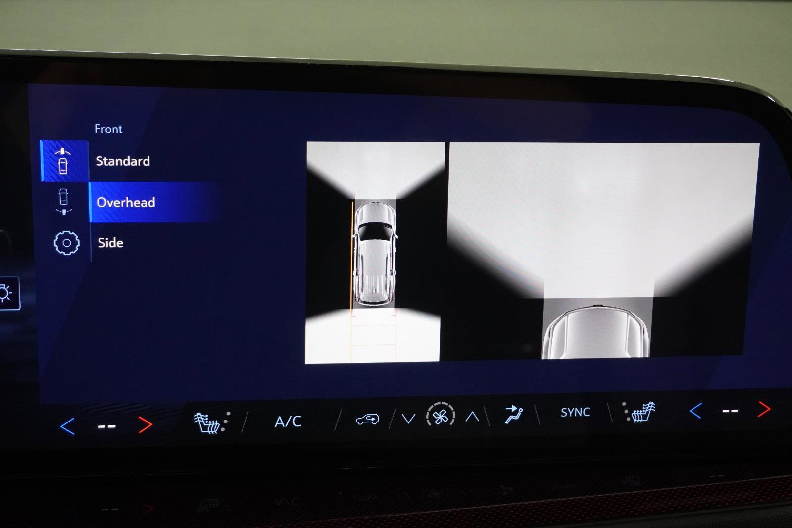 New 2026 Chevrolet Traverse Z71 w/ Driver Confidence Package image 34