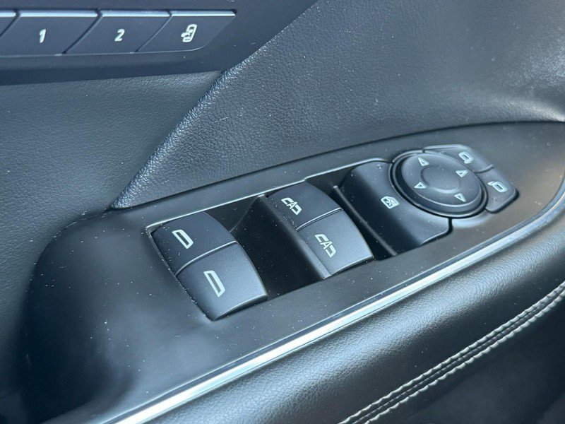 Used 2021 Buick Envision Avenir AWD/4WD image 25