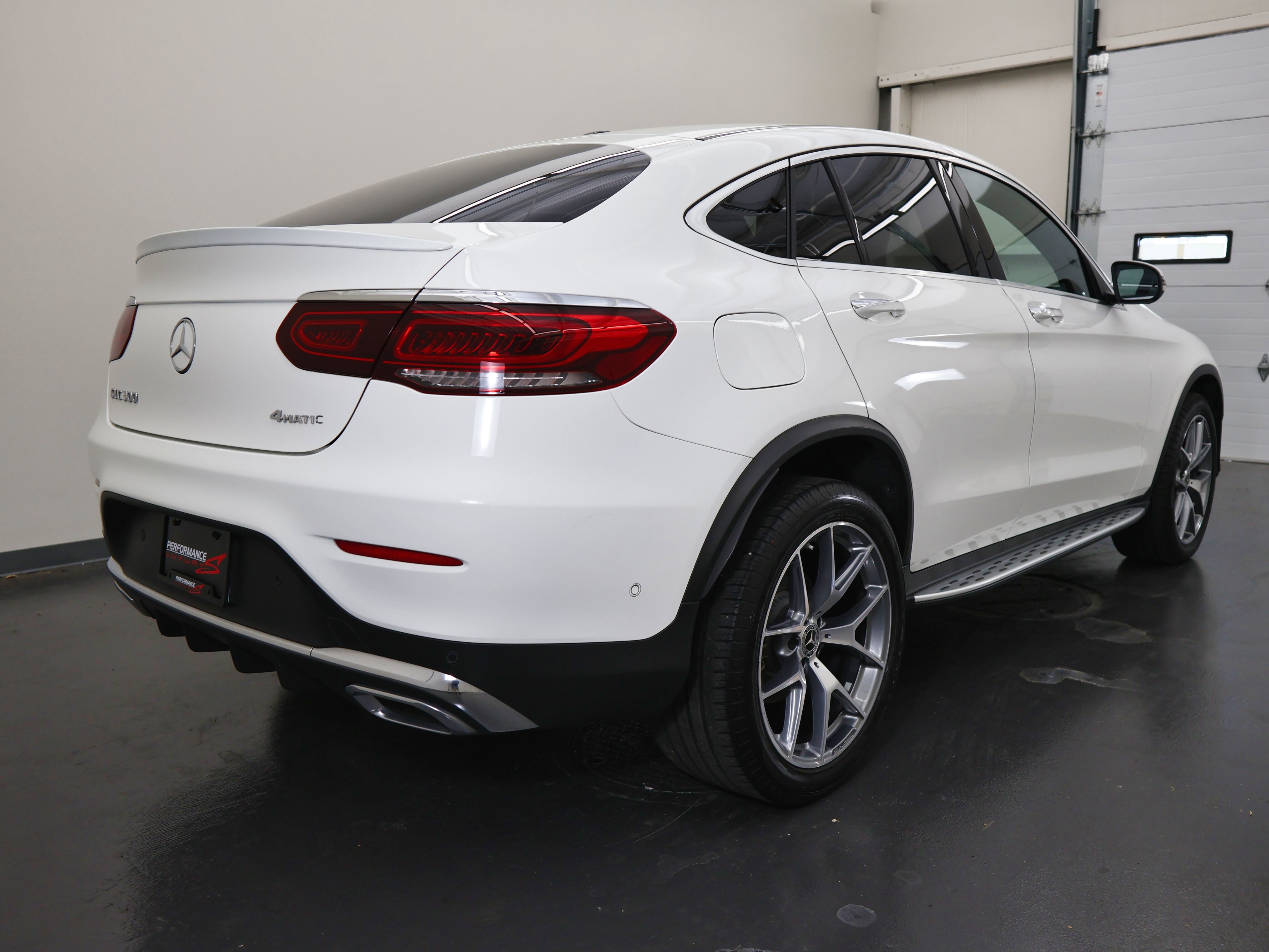 Used 2020 Mercedes-Benz GLC 300 4MATIC Coupe image 3