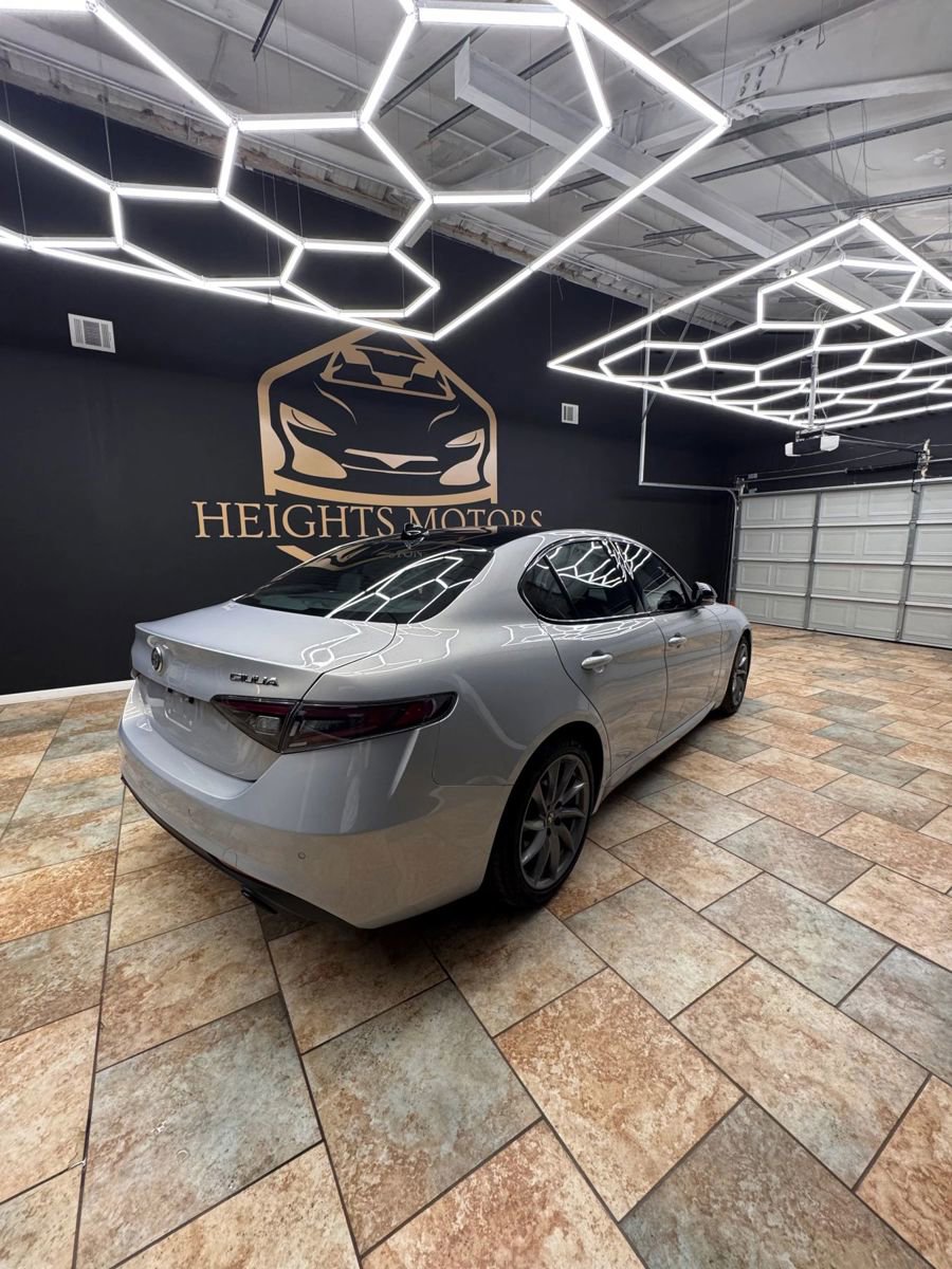 Used 2024 Alfa Romeo Giulia Ti RWD image 13