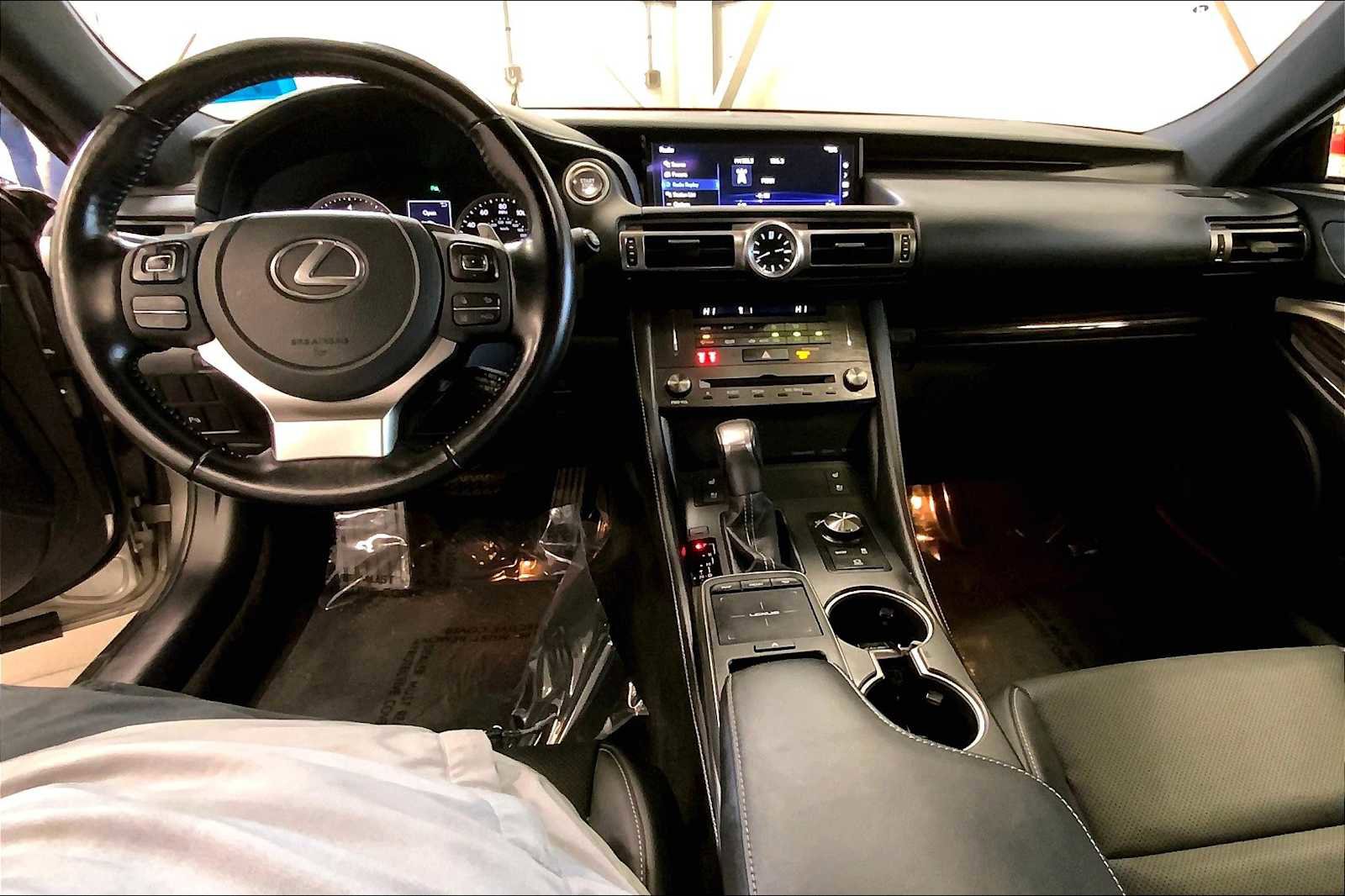 Used 2022 Lexus RC 300 w/ Navigation Package image 16