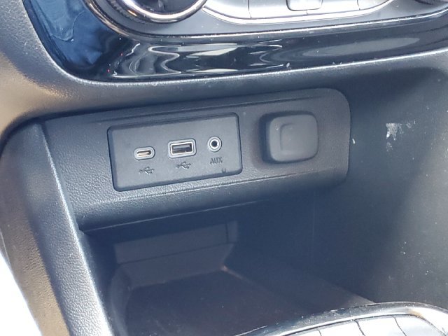 Used 2020 Buick Encore GX Preferred FWD image 22