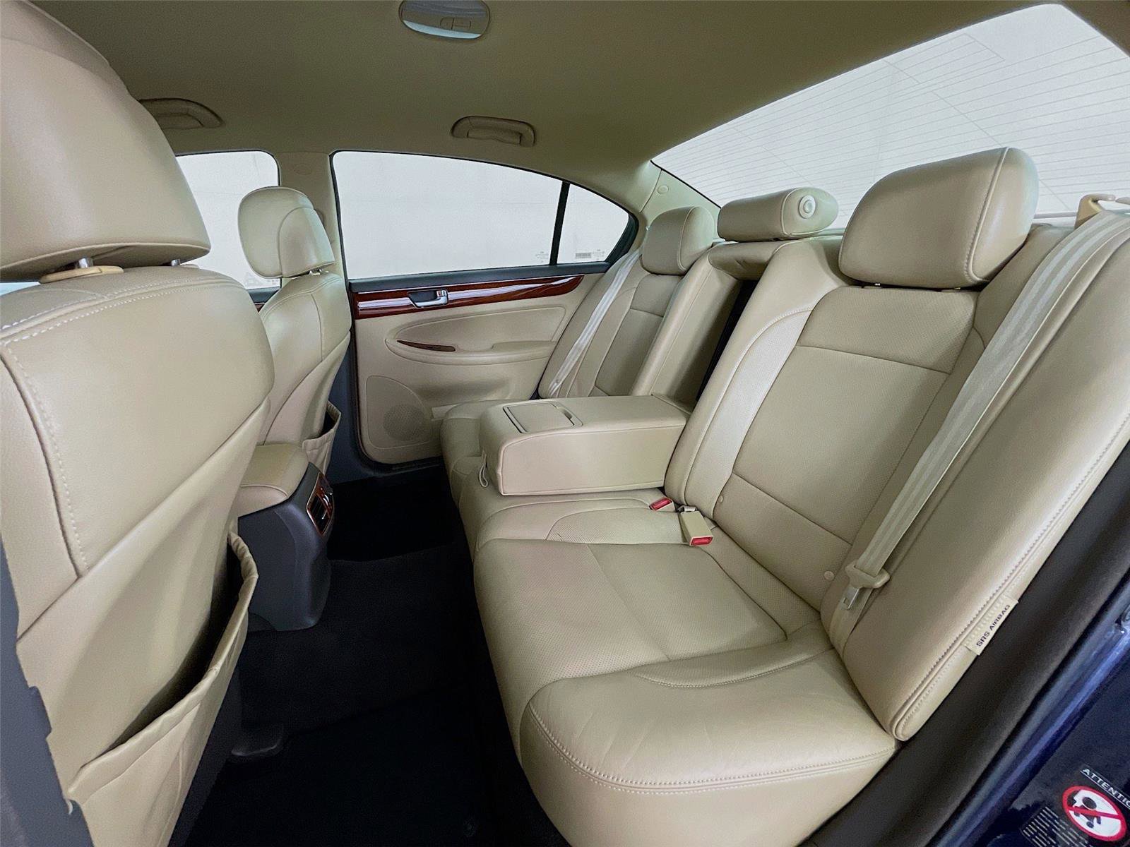 Used 2012 Hyundai Genesis 3.8 image 26