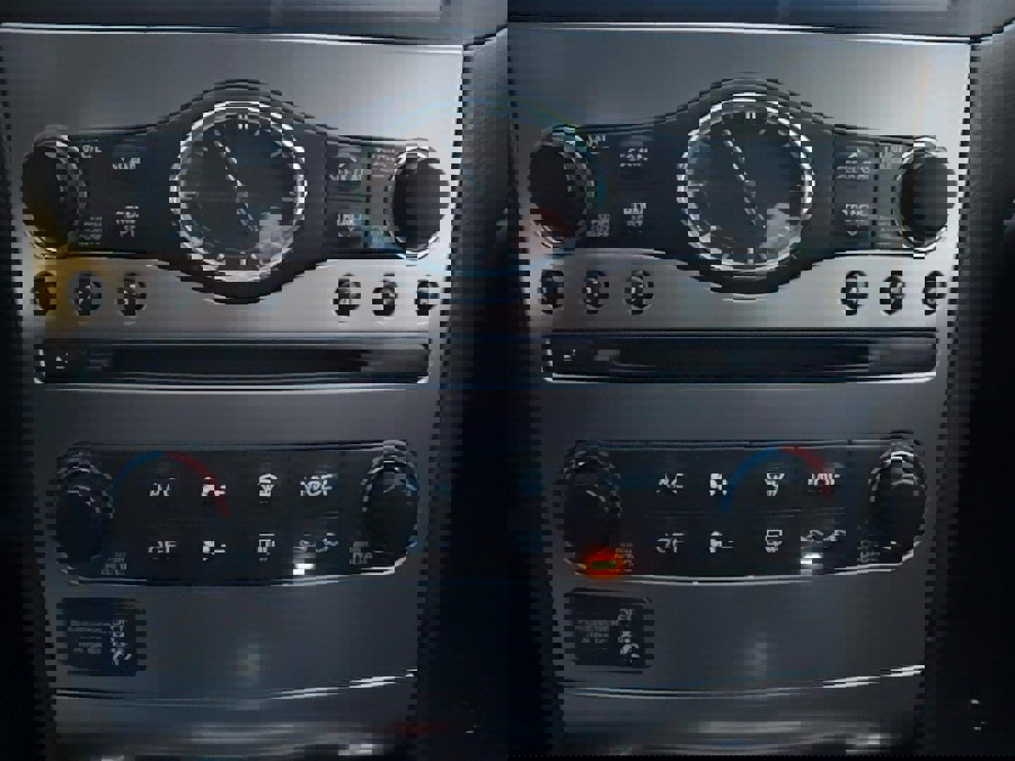 Used 2010 INFINITI G37 x Sedan w/ Premium Pkg image 11