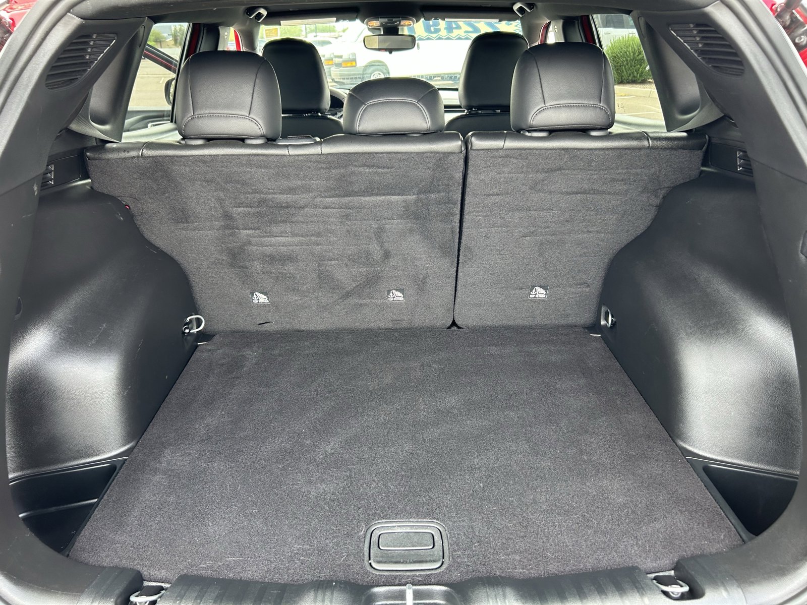 Used 2025 Jeep Compass Latitude AWD/4WD image 10