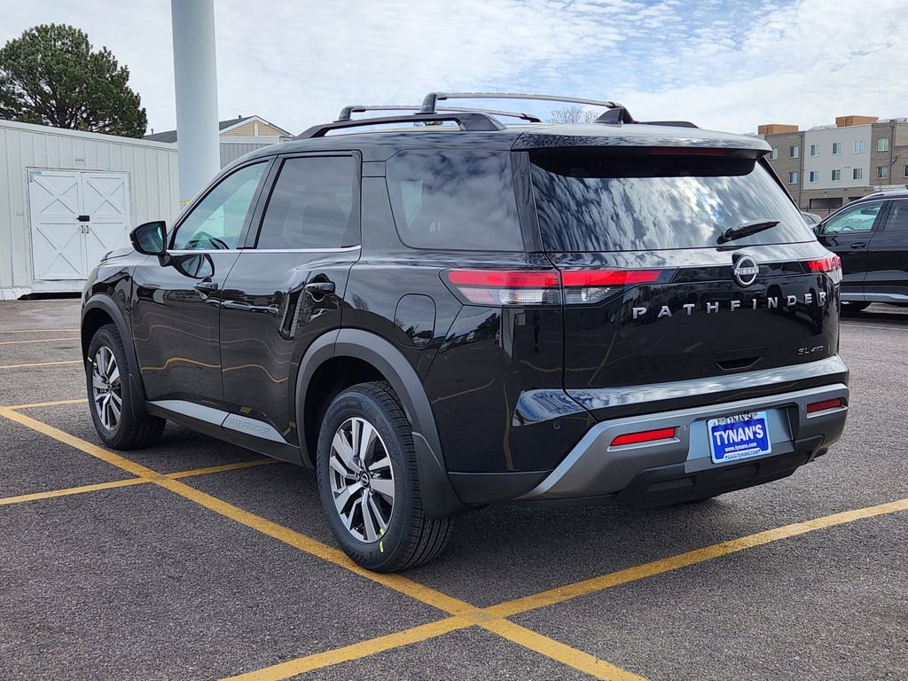New 2026 Nissan Pathfinder SL image 5