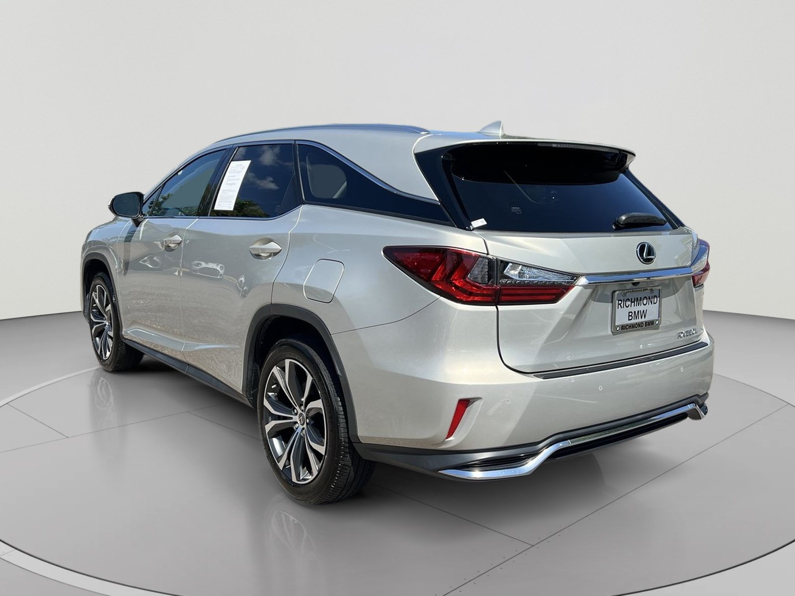 Used 2021 Lexus RX 350L Premium w/ Premium Package AWD/4WD image 3