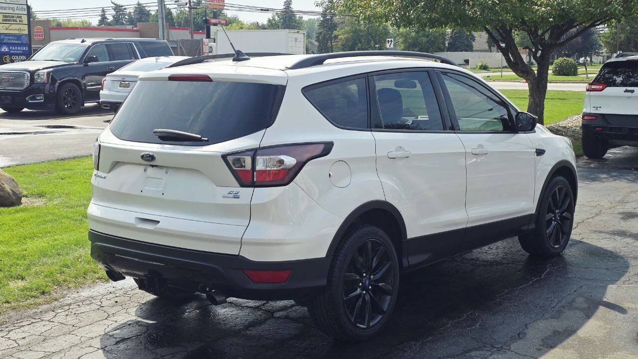 Used 2018 Ford Escape SE w/ SE SYNC Package AWD/4WD image 6