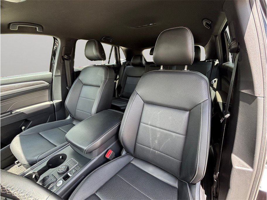 Used 2023 Volkswagen Atlas Cross Sport SE AWD/4WD image 16
