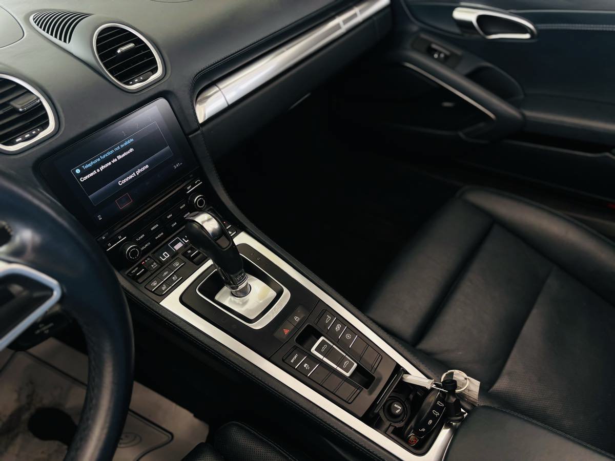 Used 2019 Porsche 718 Boxster RWD image 52