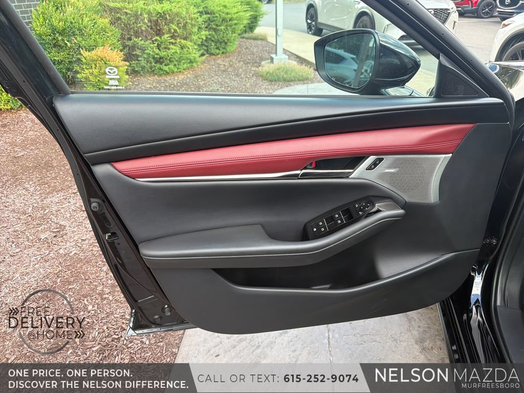 Certified 2025 MAZDA MAZDA3 Hatchback w/Premium Plus Pkg AWD/4WD image 21