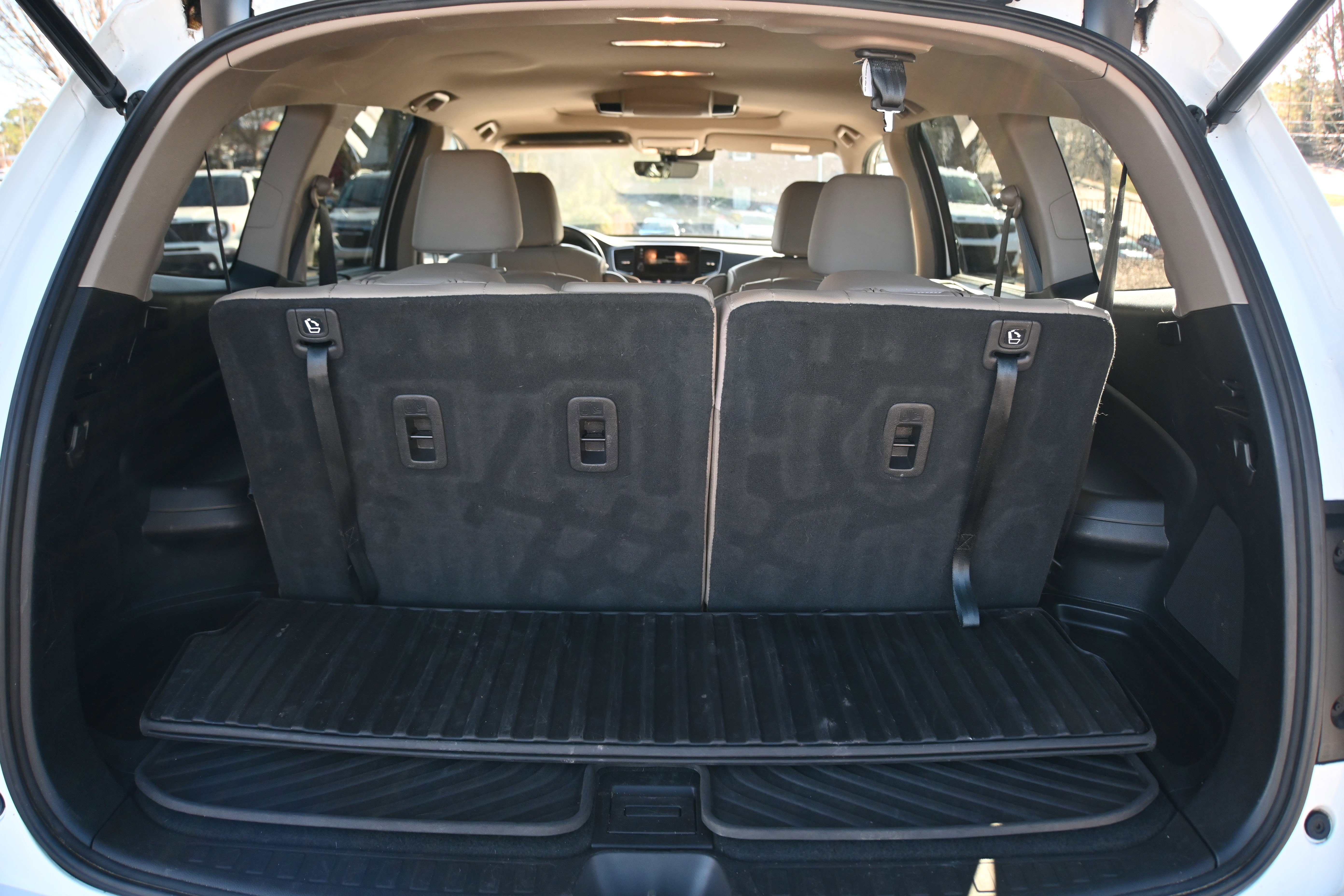 Used 2020 Honda Pilot Touring image 16