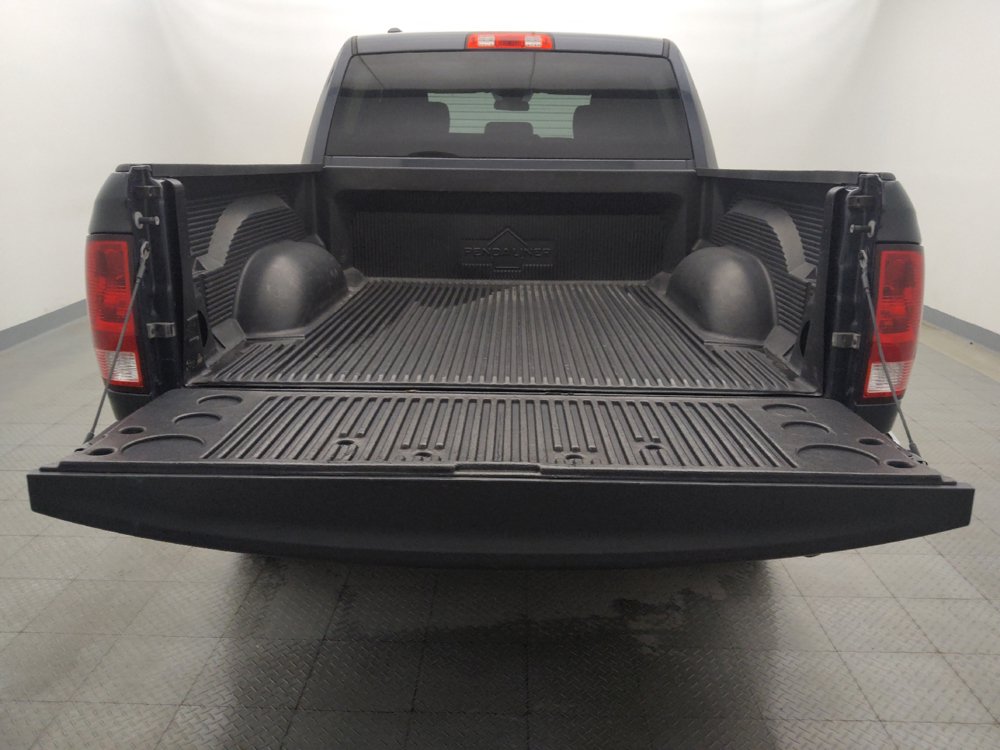 Used 2021 RAM 1500 Classic SLT AWD/4WD image 29