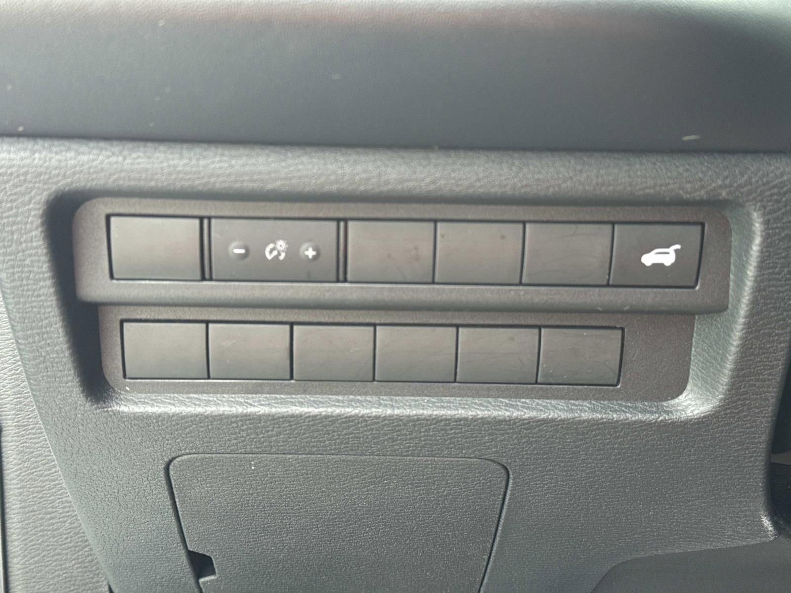 Used 2023 Mitsubishi Outlander SE AWD/4WD image 20