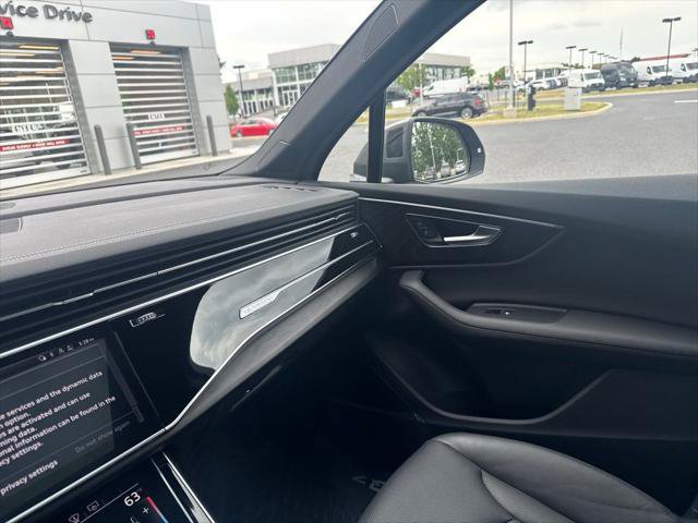 Certified 2024 Audi Q7 3.0T Prestige AWD/4WD image 35