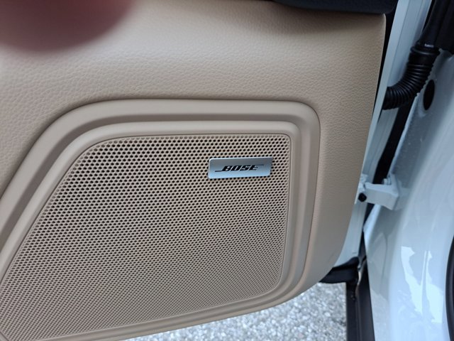 New 2026 Porsche Macan image 28