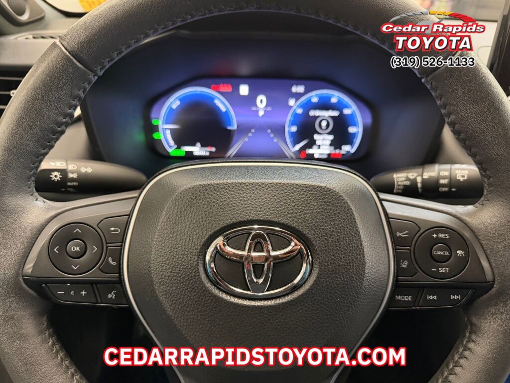 Used 2023 Toyota RAV4 XSE image 15