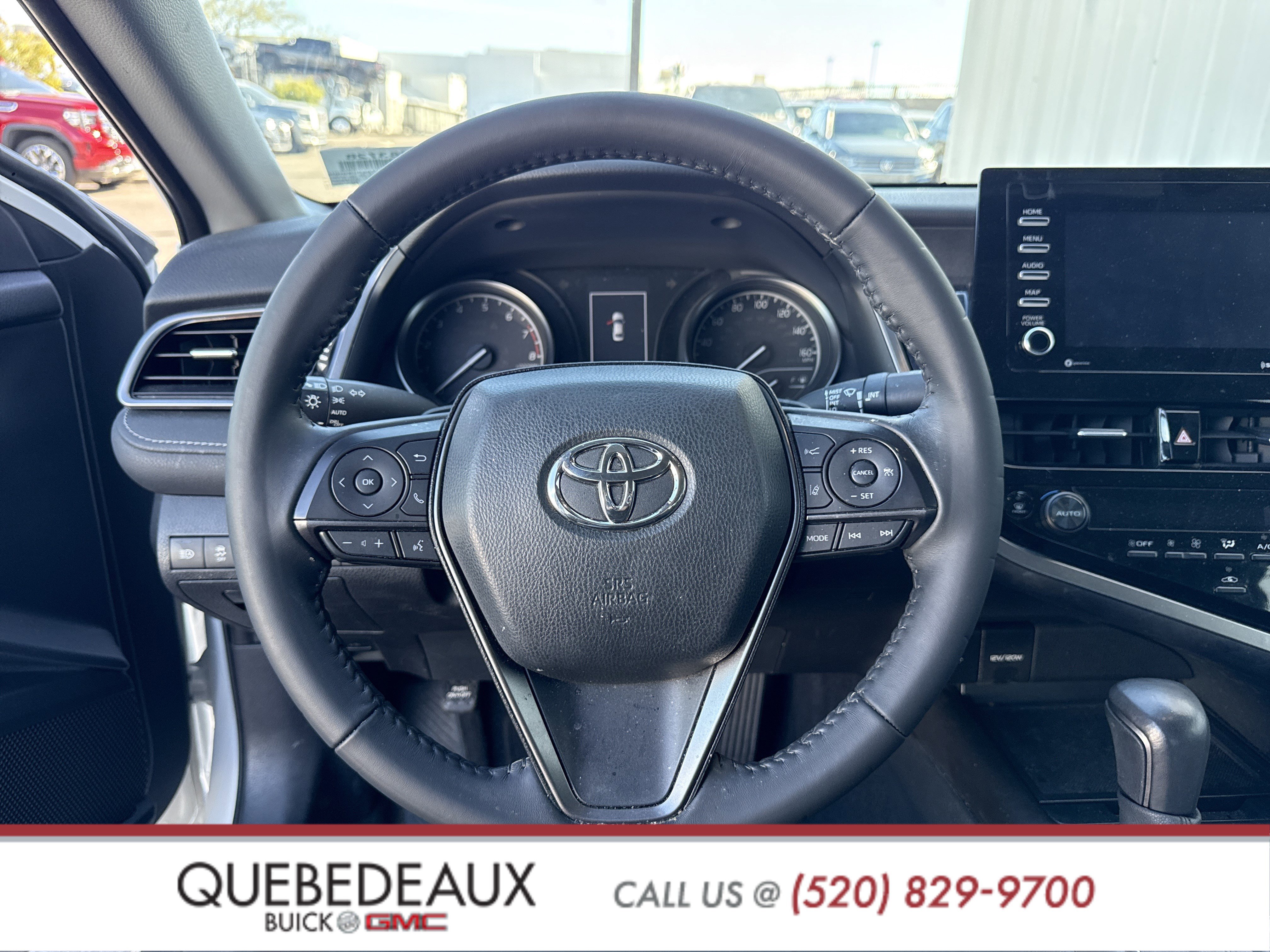 Used 2023 Toyota Camry SE image 14