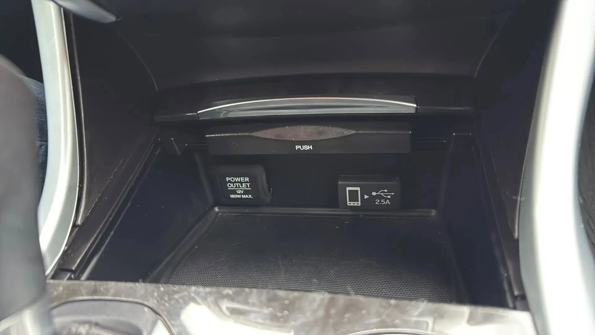 Used 2020 Acura TLX FWD image 19