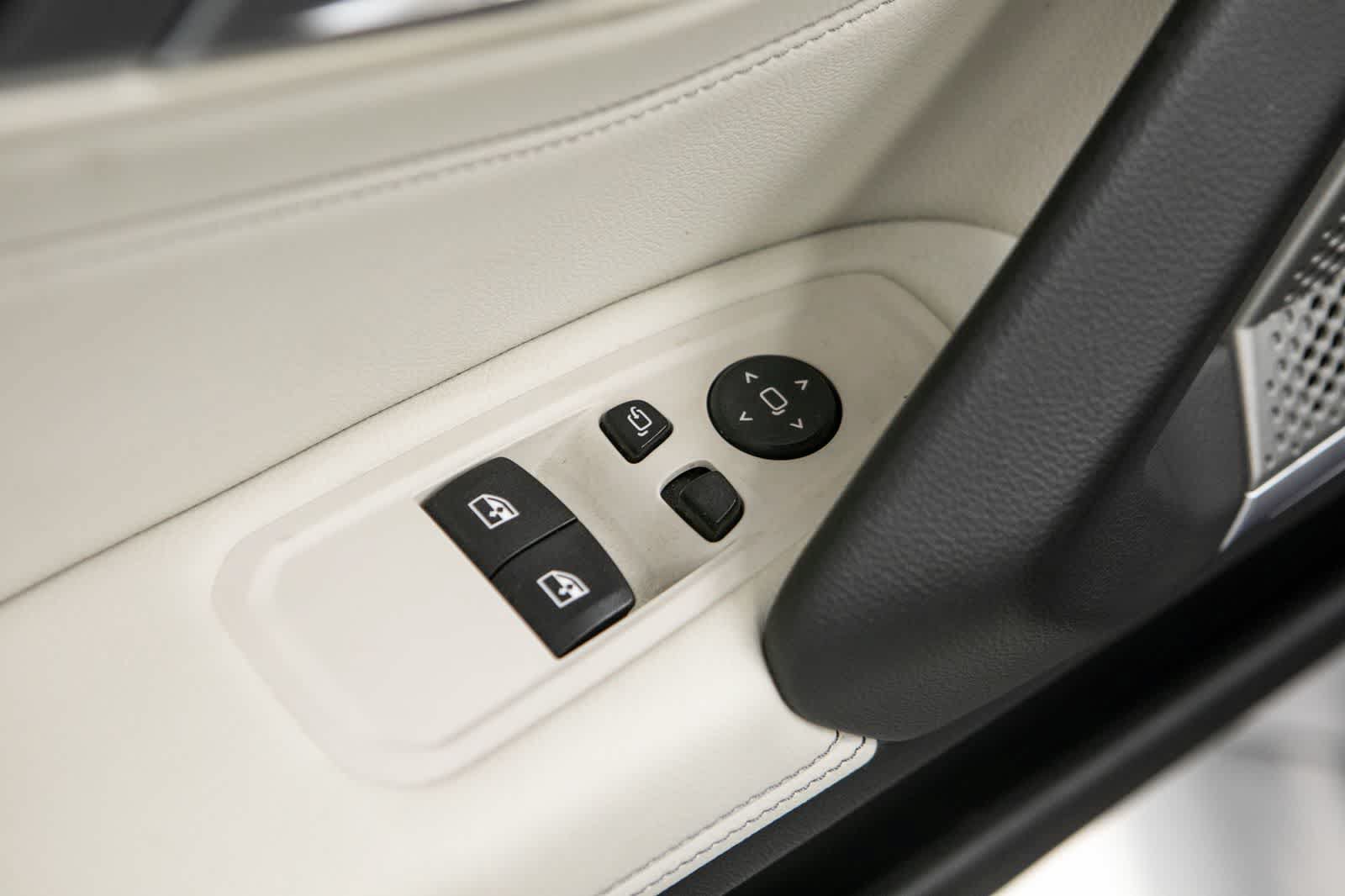 Used 2024 BMW Z4 sDrive30i w/ Premium Package RWD image 24