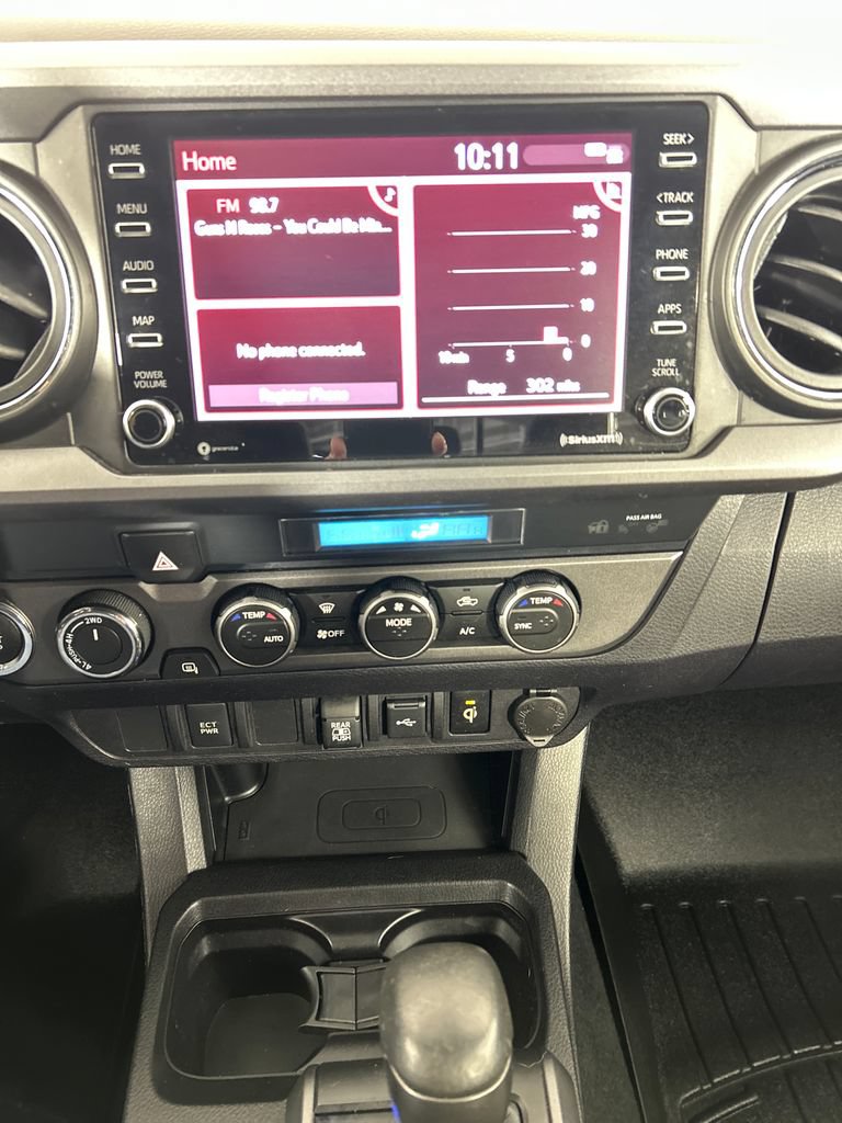 Used 2021 Toyota Tacoma TRD Off-Road AWD/4WD image 15