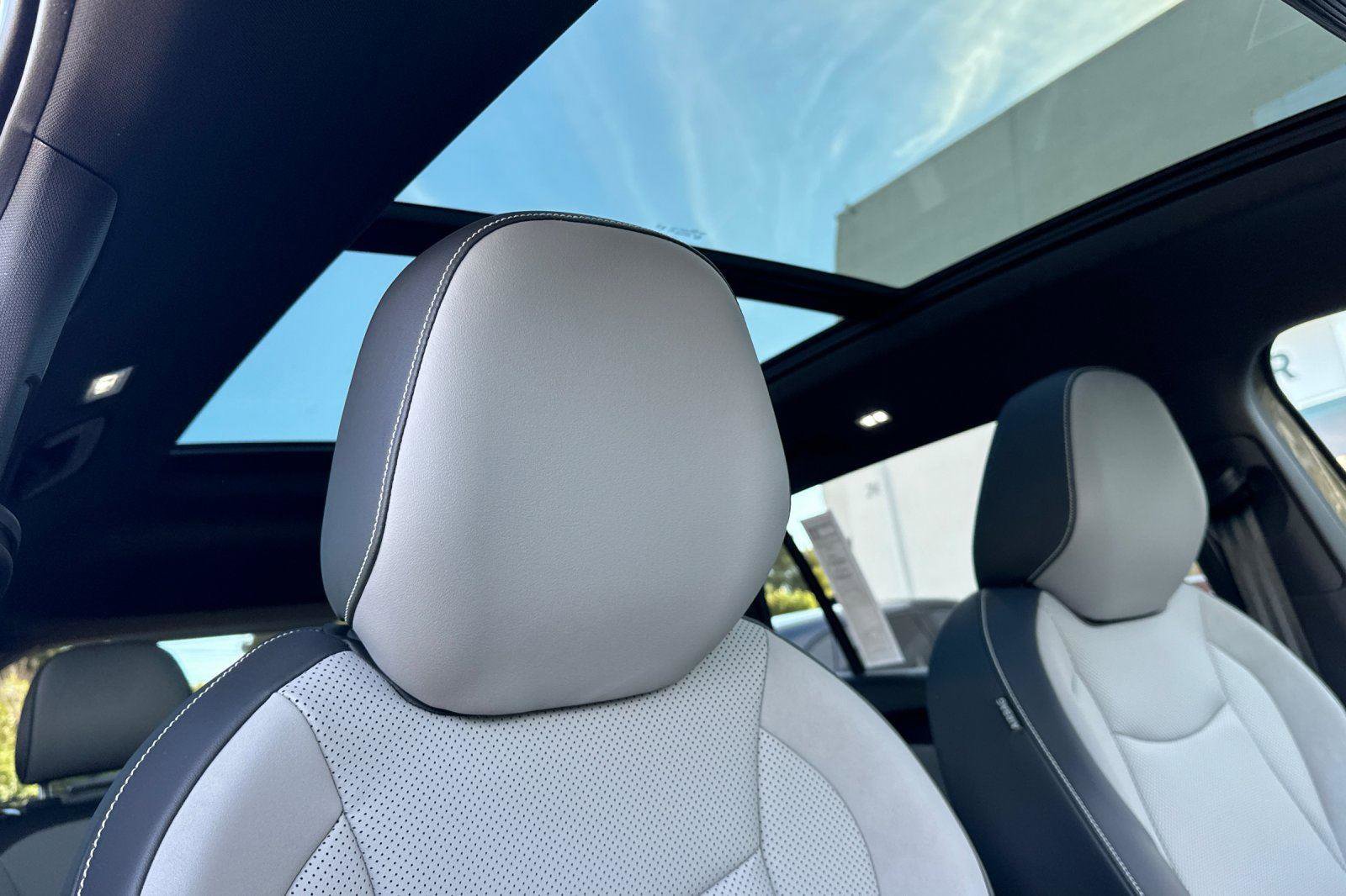 New 2026 Volkswagen Tiguan SE R-Line image 16