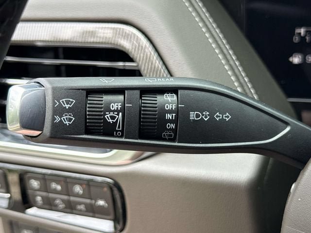 New 2026 GMC Yukon Elevation AWD/4WD image 22