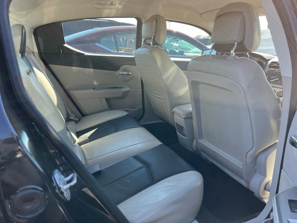 Used 2010 Dodge Avenger R/T FWD image 3