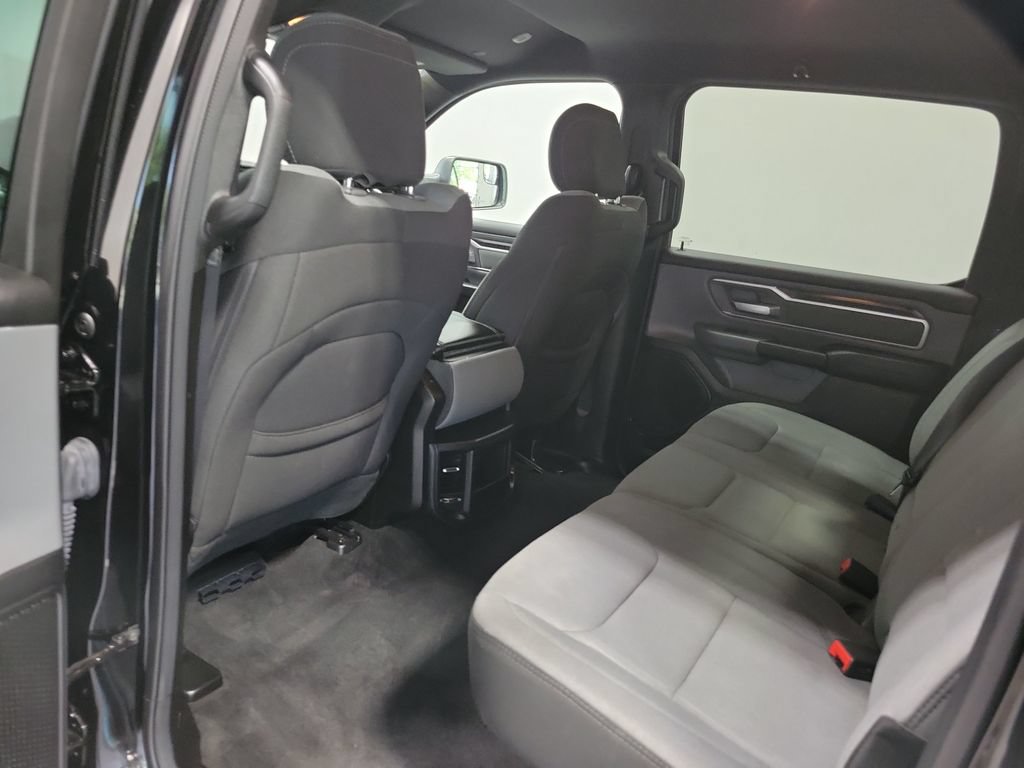 Used 2023 RAM 1500 Big Horn AWD/4WD image 25