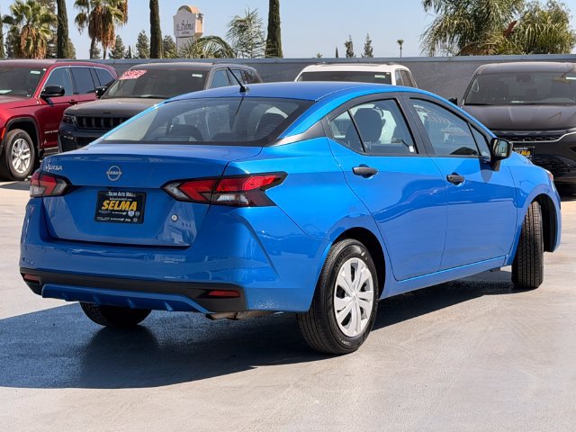 Used 2024 Nissan Versa S FWD image 5