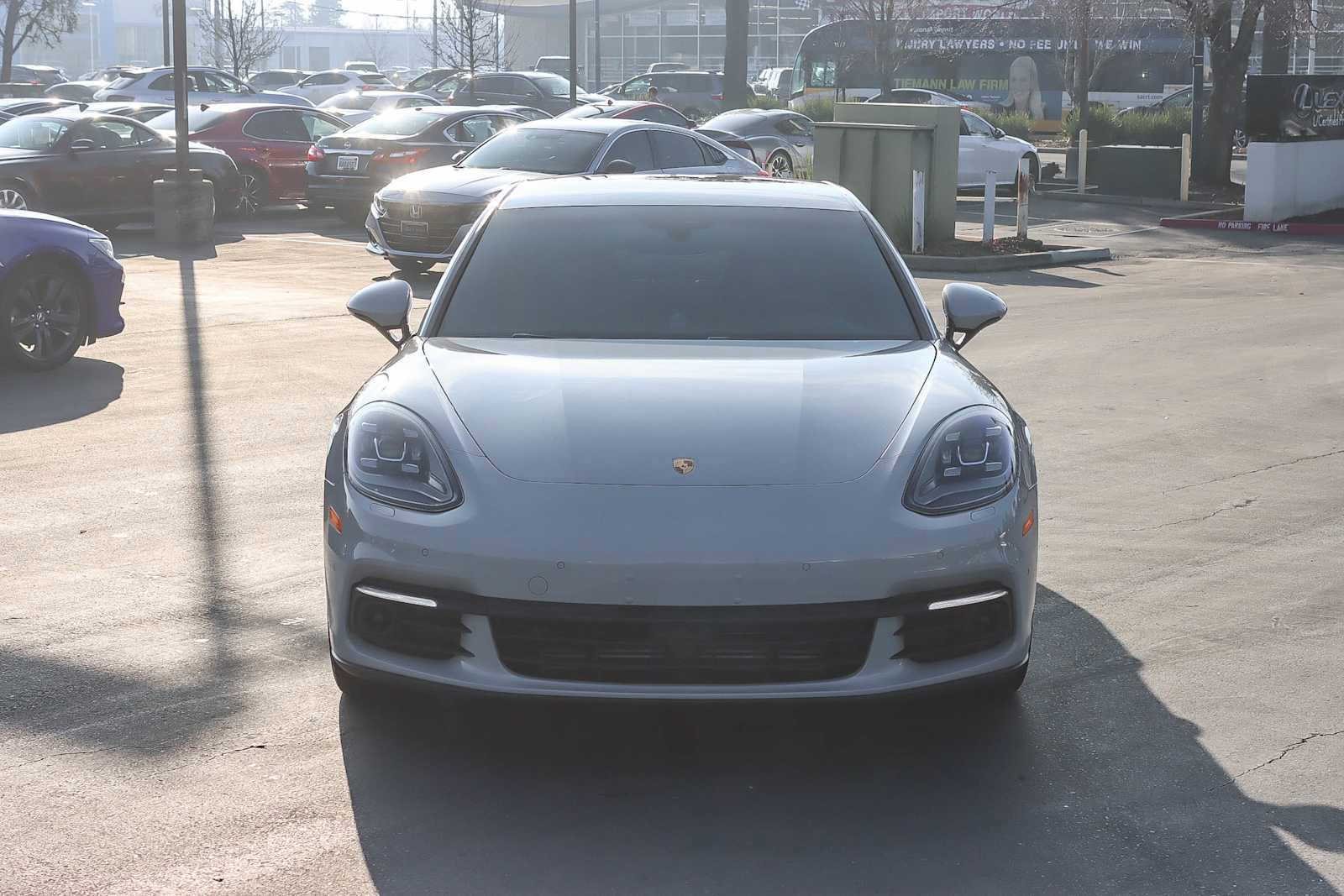 Used 2018 Porsche Panamera 4 image 6