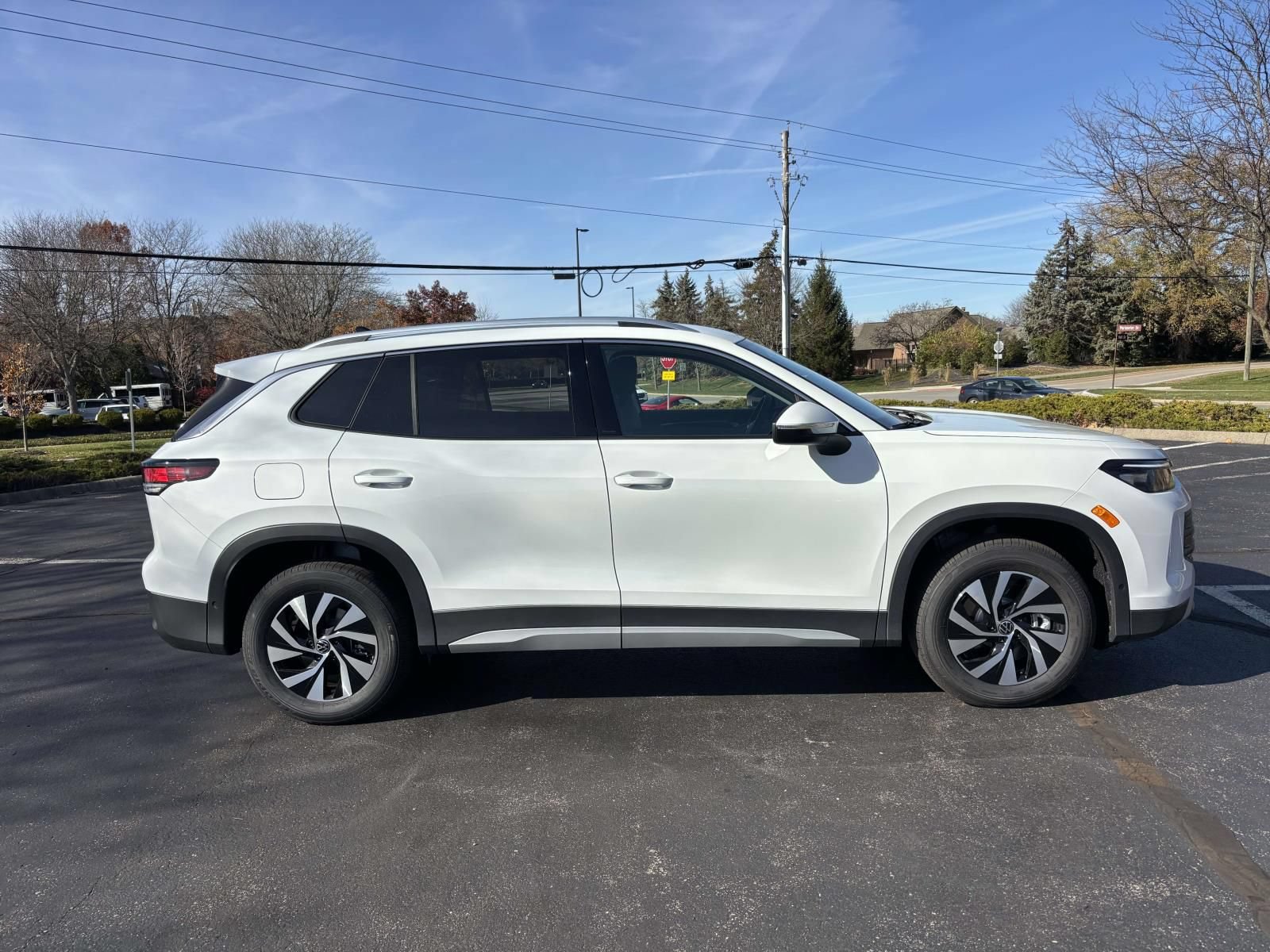 New 2026 Volkswagen Tiguan S AWD/4WD image 8