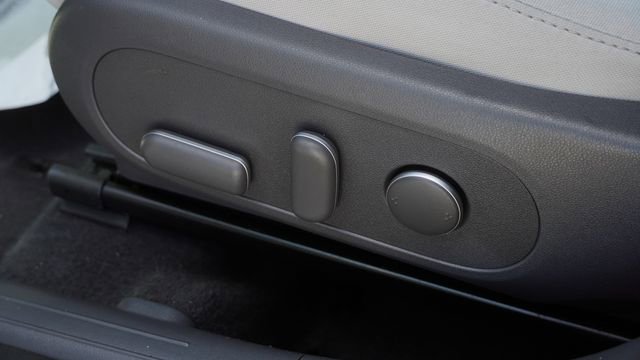 Used 2024 Hyundai Kona SEL image 19