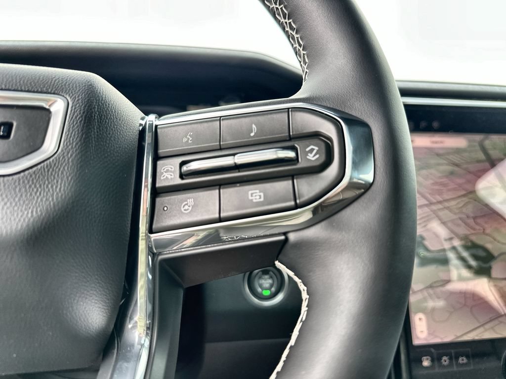 New 2026 GMC Acadia Denali Ultimate w/ LPO, Floor Liner Package AWD/4WD image 32