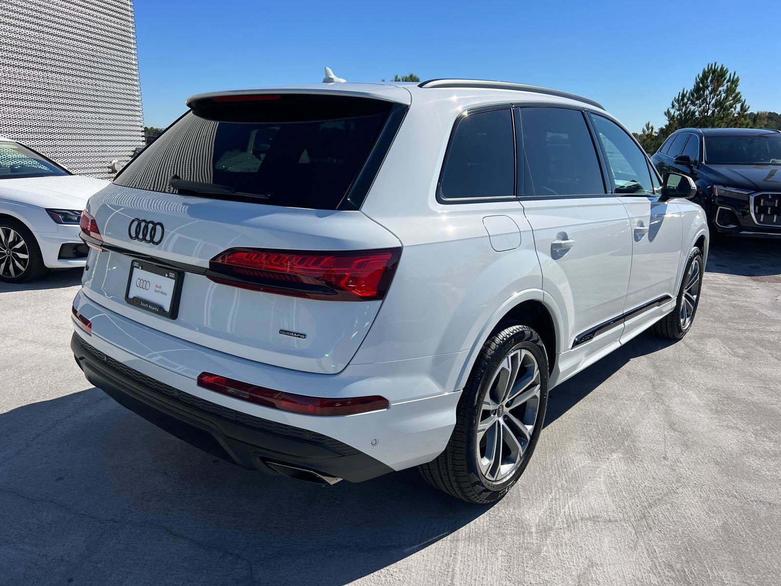 New 2026 Audi Q7 2.0T Premium image 5