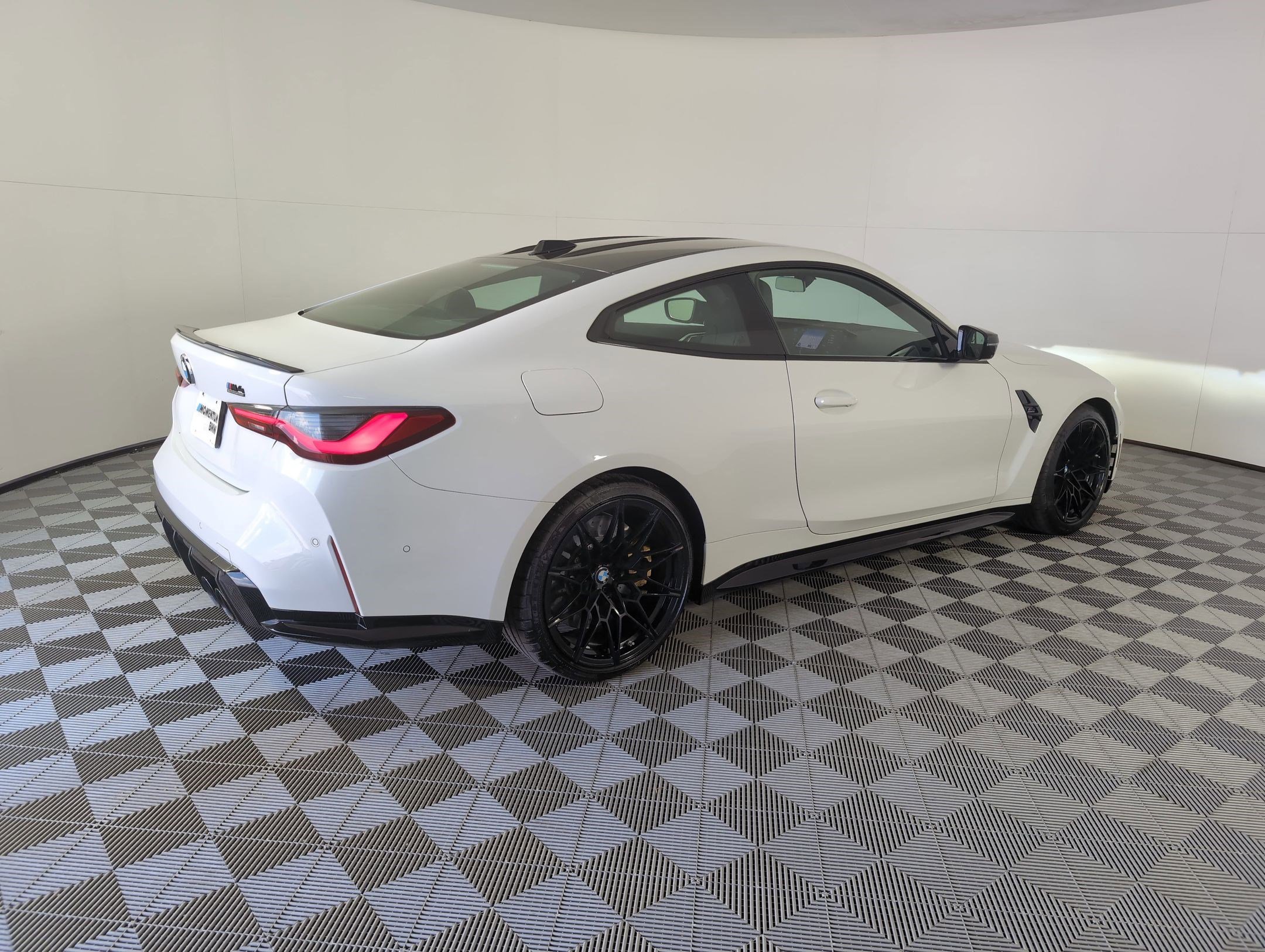 Used 2024 BMW M4 Competition w/ M Carbon Exterior Package image 7