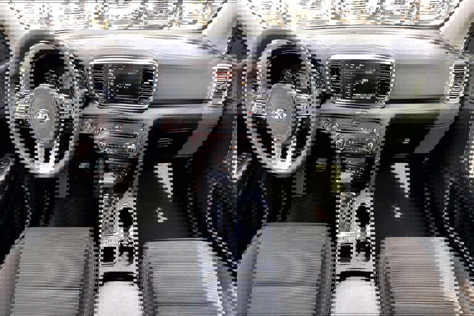 Used 2022 Kia Sportage LX w/ LX AWD Value Edition Package image 16