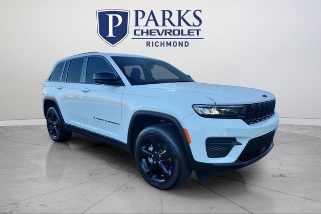 Used 2024 Jeep Grand Cherokee Altitude image 1