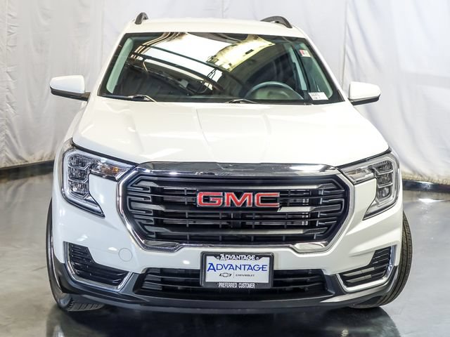 Certified 2023 GMC Terrain SLE w/ Driver Convenience Package FWD image 7