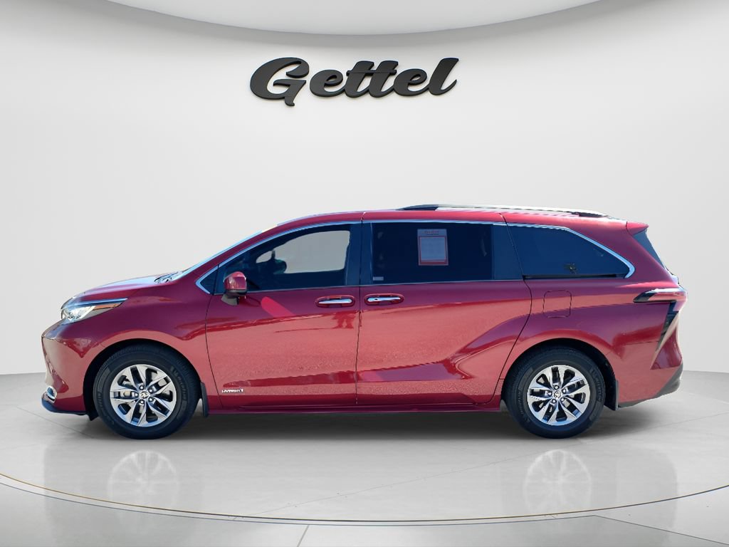 Certified 2021 Toyota Sienna XLE FWD image 9