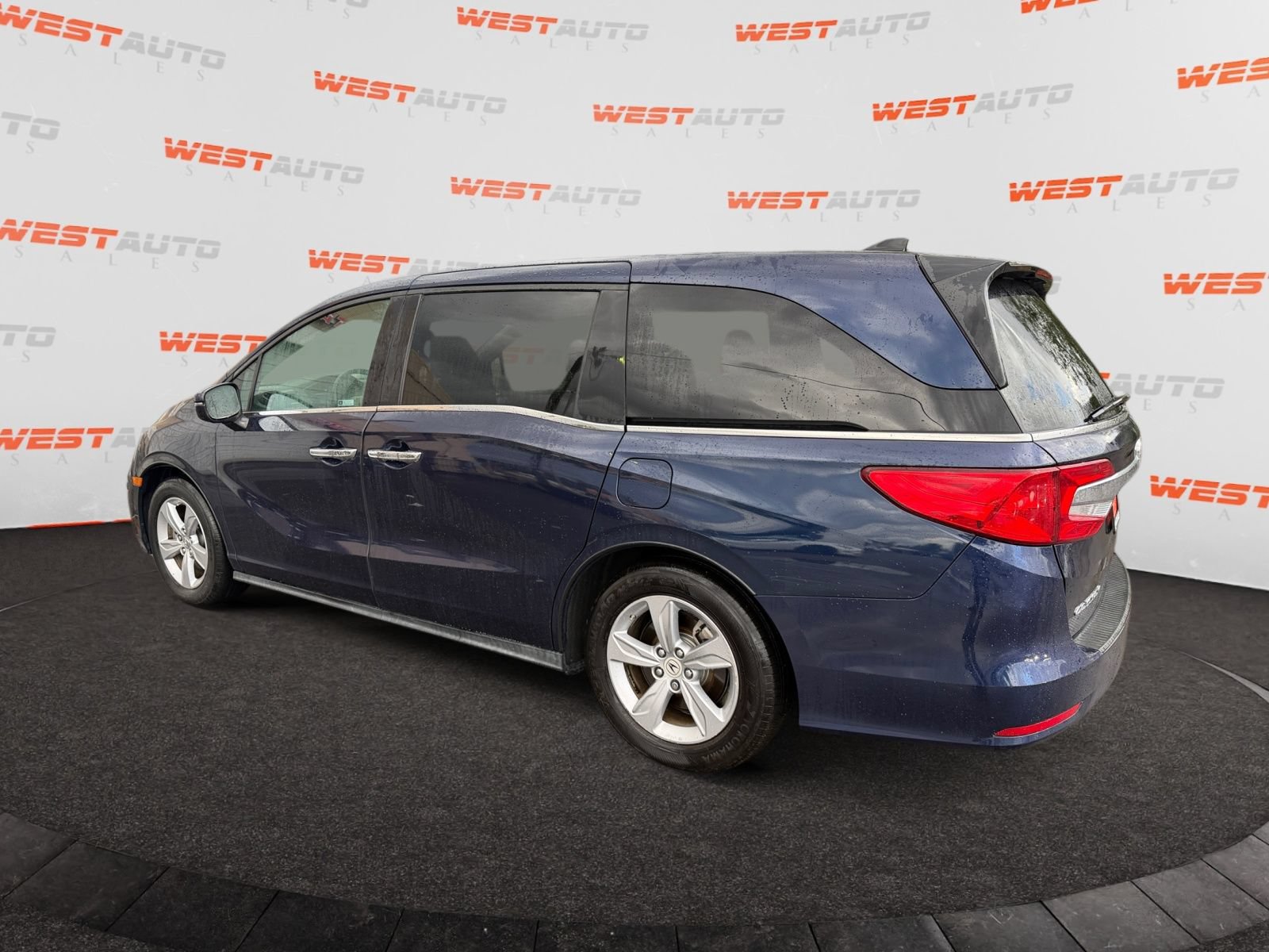 Used 2019 Honda Odyssey EX image 3