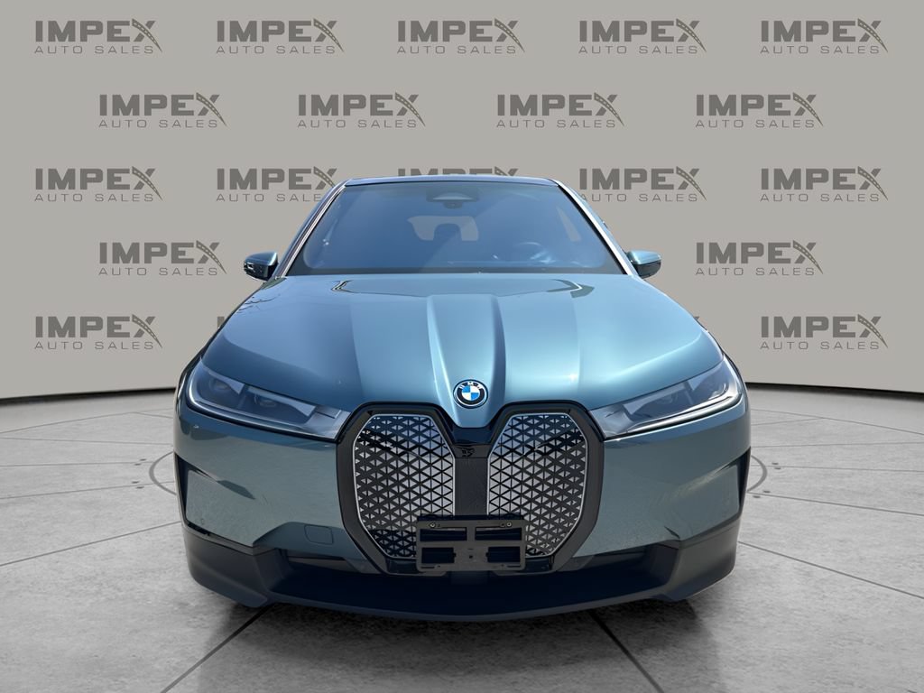 Used 2023 BMW iX xDrive50 w/ Convenience Package AWD/4WD image 8