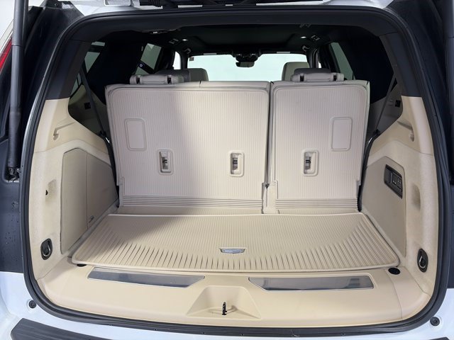 Certified 2023 Cadillac Escalade Premium Luxury w/ Performance Package AWD/4WD image 15