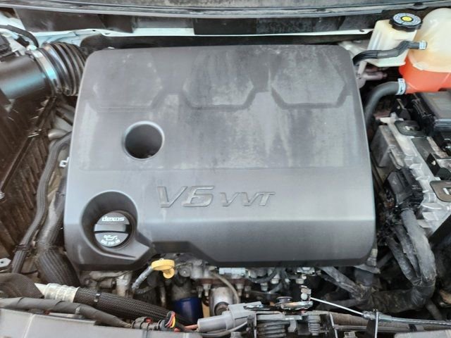 Used 2020 Chevrolet Traverse LS w/ LPO, Floor Liner Package image 33