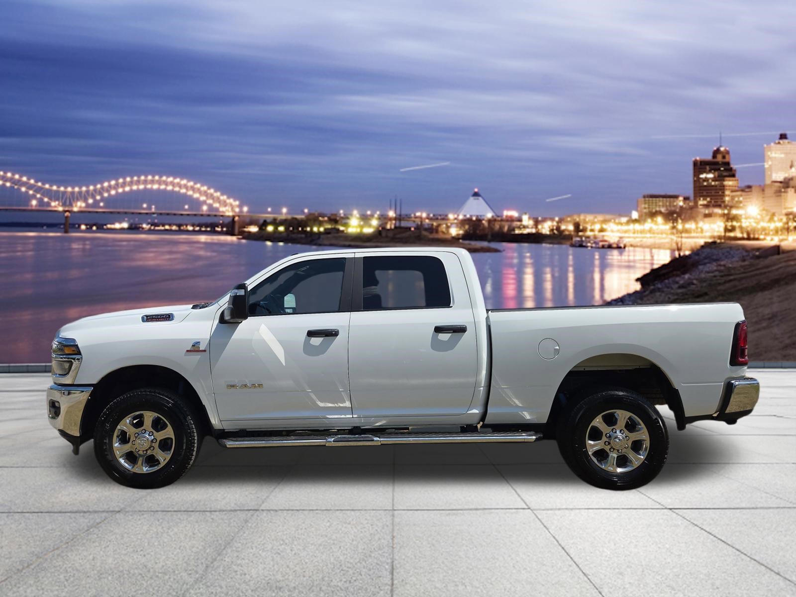 Used 2025 RAM 2500 Big Horn AWD/4WD image 2