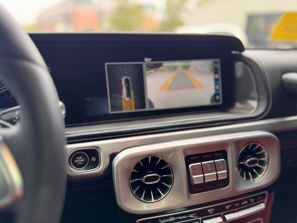 Used 2022 Mercedes-Benz G 550 image 17