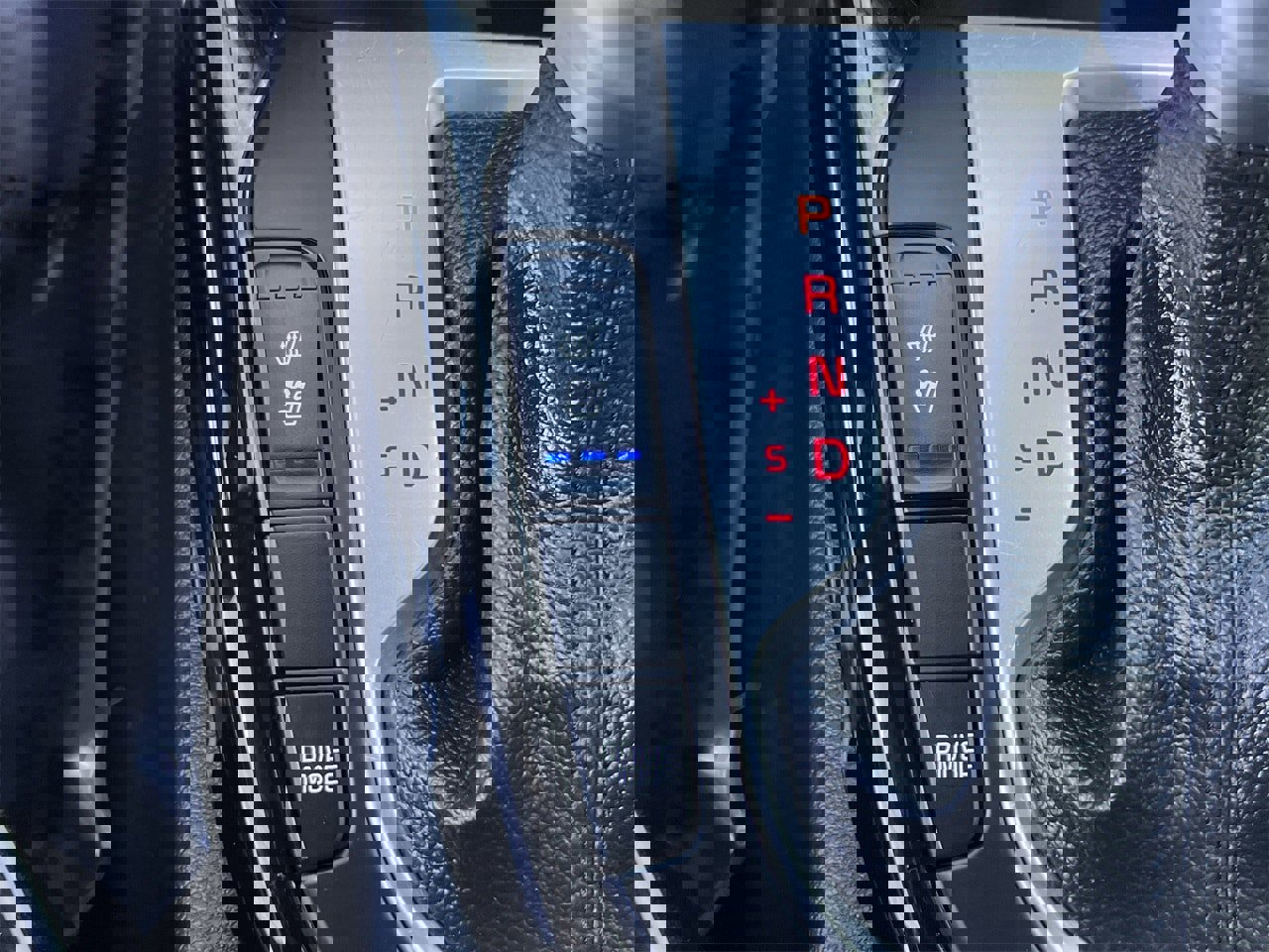 Used 2023 Kia Forte GT-Line w/ GT-Line Premium Package image 18