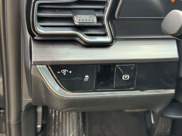 Used 2023 Kia Sportage EX FWD image 22