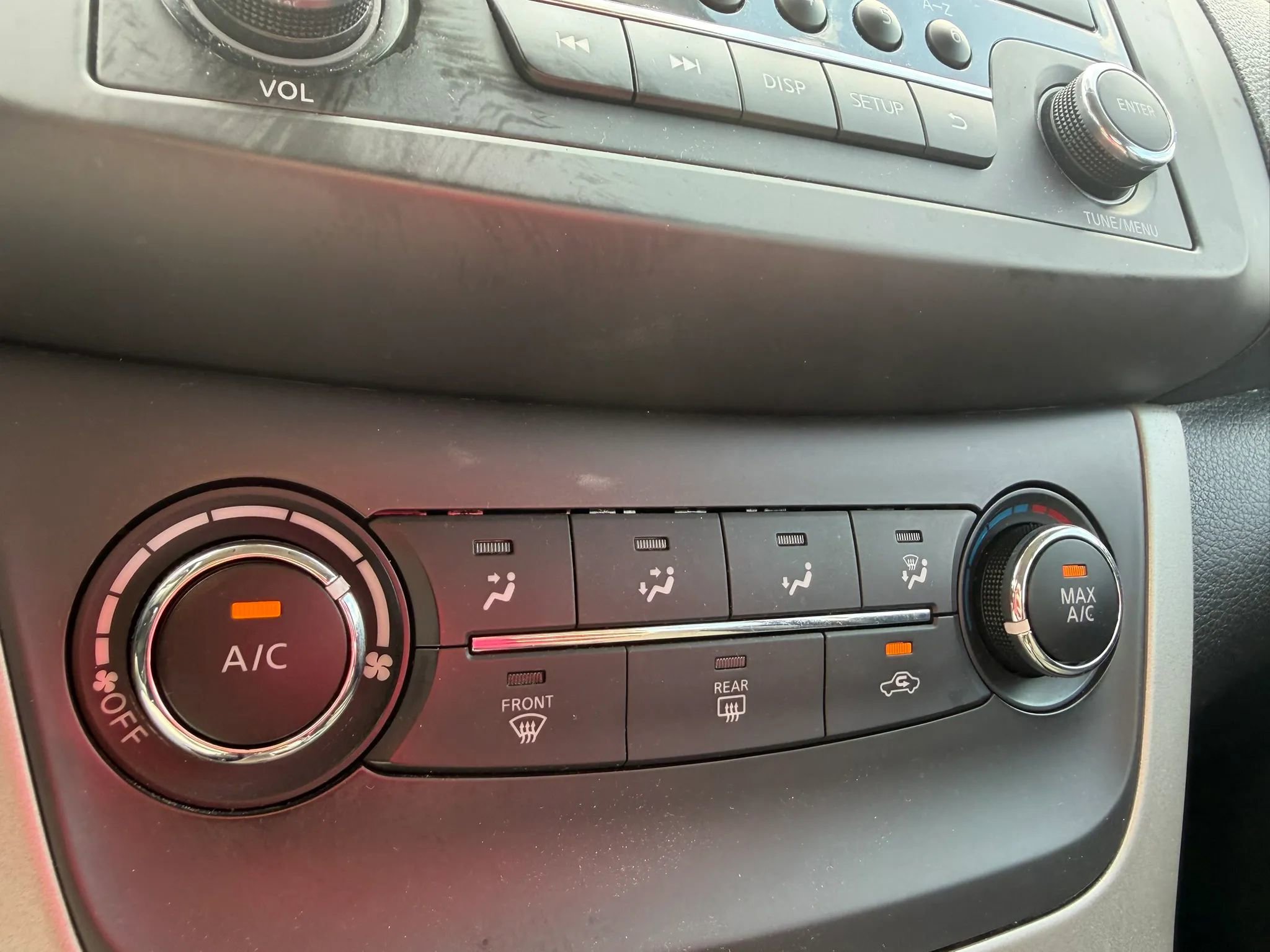 Used 2015 Nissan Sentra S image 18